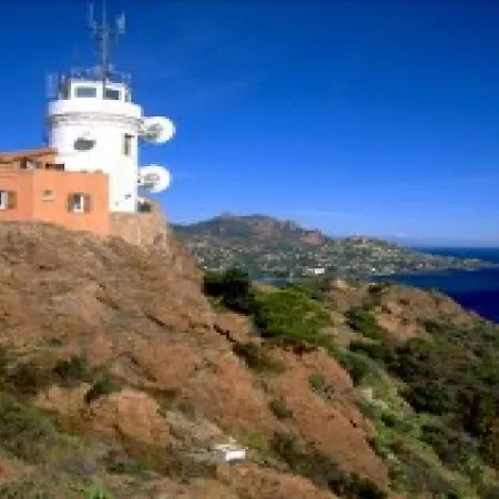 Agay Plage 9 *